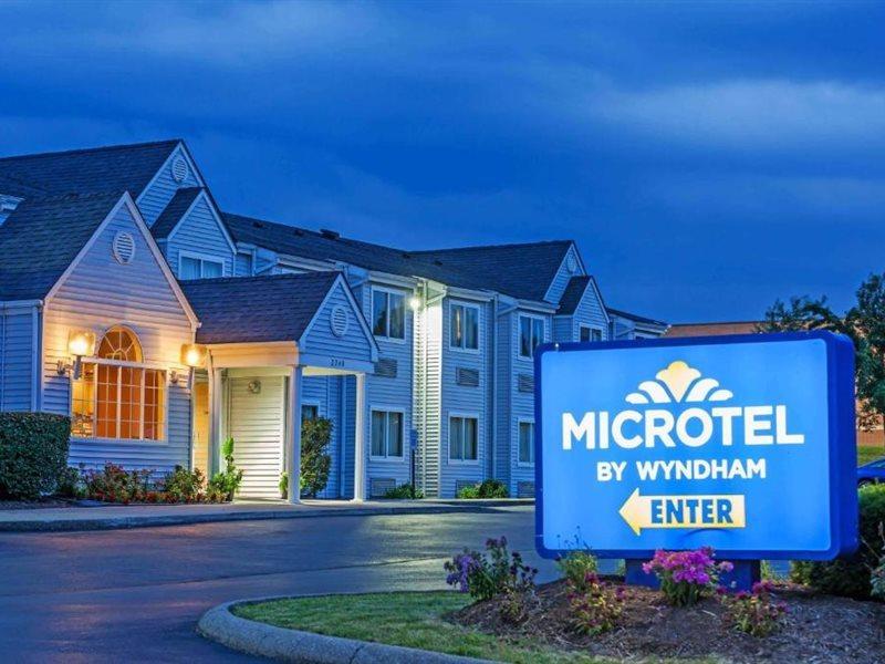 Microtel Inn By Wyndham Lexington Bagian luar foto