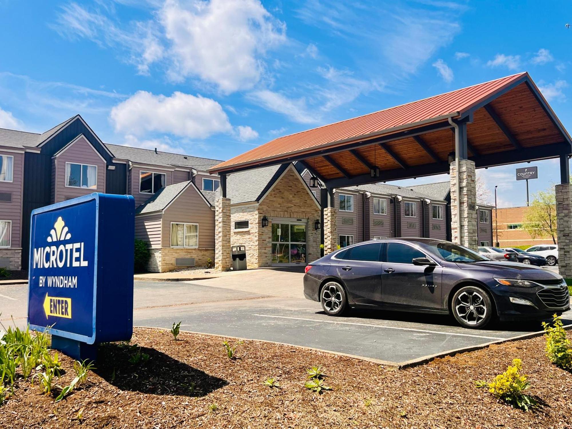 Microtel Inn By Wyndham Lexington Bagian luar foto